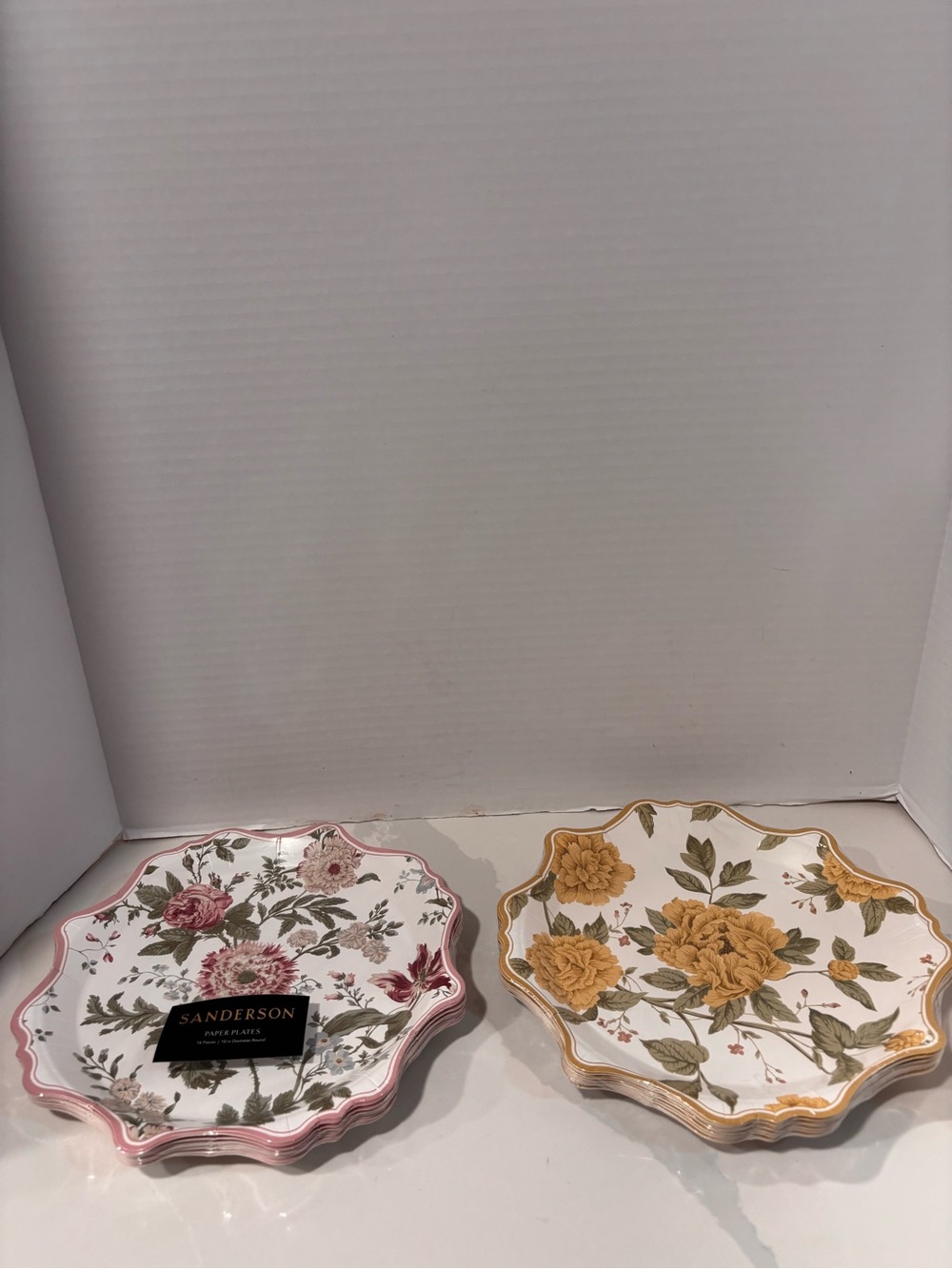 (2) Sanderson Floral Scalloped Dinner Plates - Pink & Yellow 16 plates 10” Dia